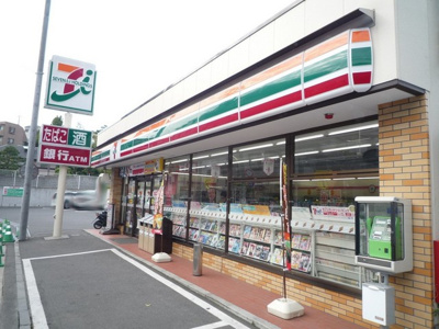 セブン-イレブン 横浜日野中央３丁目店まで180ｍ