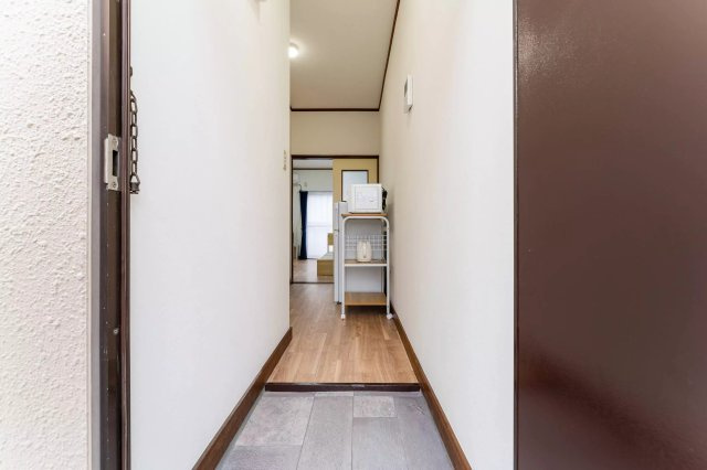AP261 ハイツ章風館 201の玄関|



