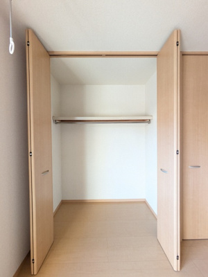 南向き 6帖洋室　クローゼット