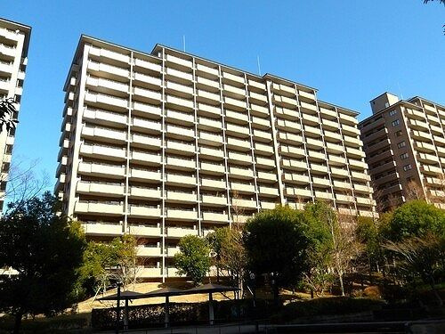 サン・ステージ緑園都市東の街７番館の外観