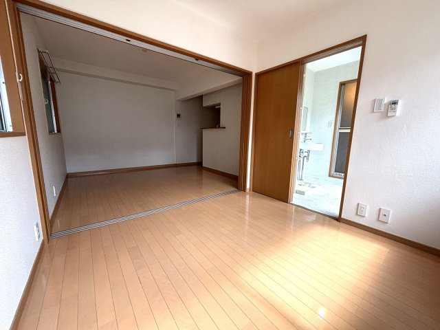 【居間・リビング】 | テングッド城西