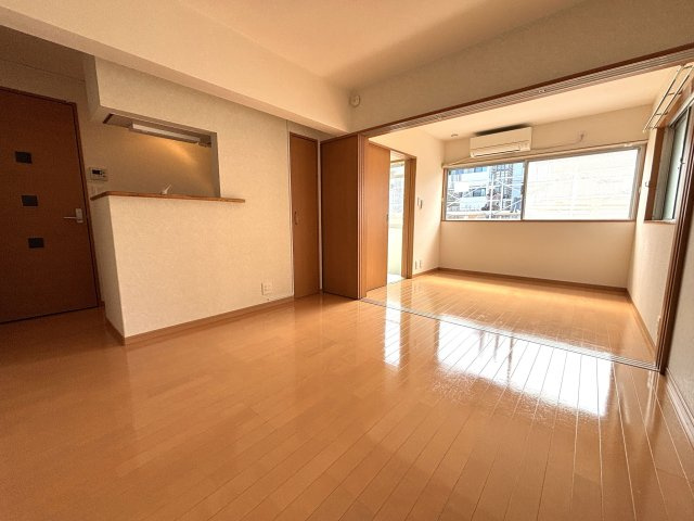 【居間・リビング】 | テングッド城西