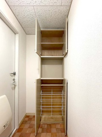 【玄関】 | サンシャイン博多の森
