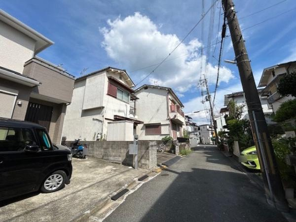 【前面道路含む現地写真】