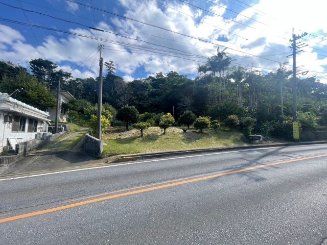 本部町北里の周辺