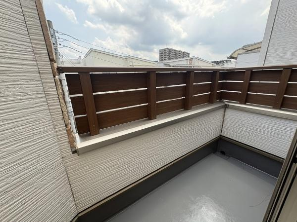 【バルコニー】 | 大阪市鶴見区茨田大宮3丁目　中古戸建