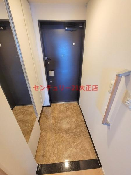 阿波座ライズタワーズ　フラッグ４６ＯＭＰタワーの玄関