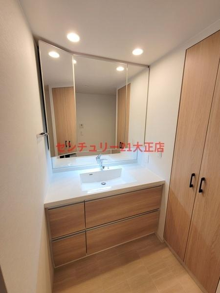 阿波座ライズタワーズ　フラッグ４６ＯＭＰタワーの洗面所