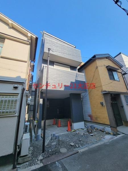 港区八幡屋新築貸家の外観