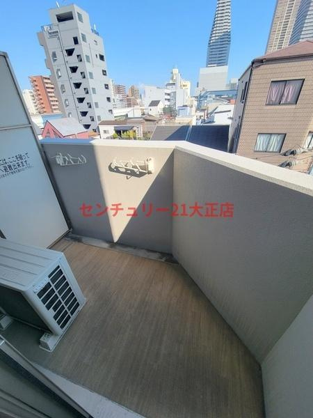 エスリードレジデンス大阪弁天町のバルコニー