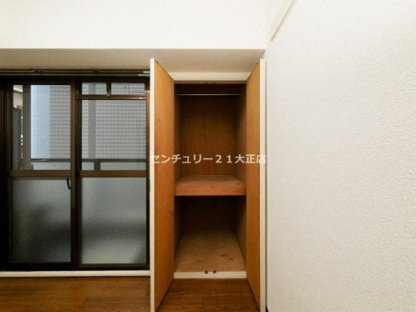 大阪市港区南市岡３丁目の賃貸マンションの収納