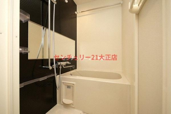 レジュールアッシュアーバンイールの浴室