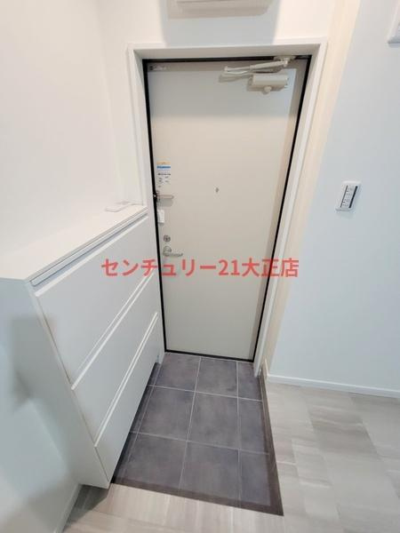 Nesta　Residence大正の玄関