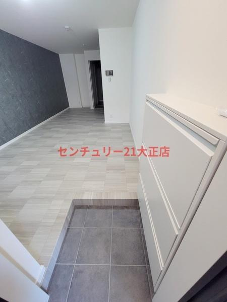 Nesta　Residence大正の玄関