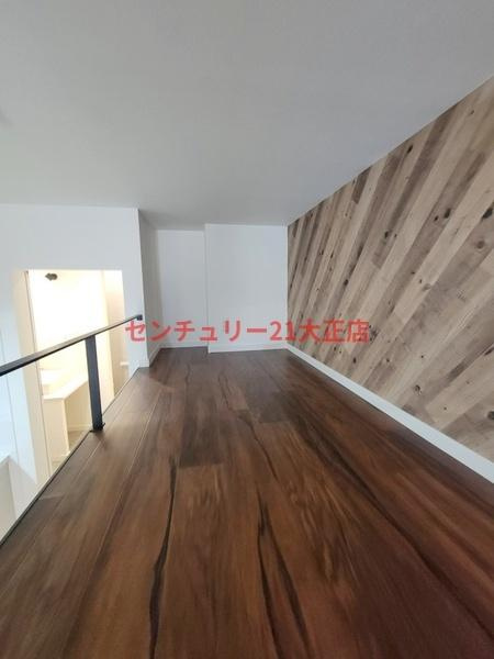 Nesta　Residence大正のエントランス|ロフト