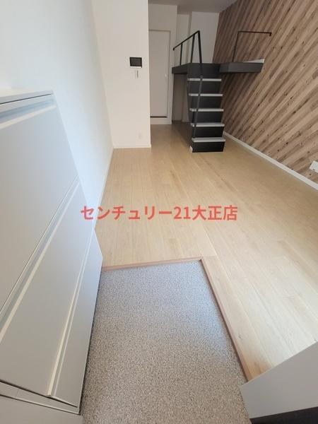 Nesta　Residence大正の玄関