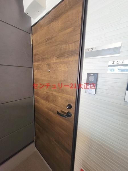 Nesta　Residence大正の玄関