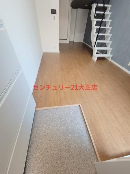 Nesta　Residence大正の玄関