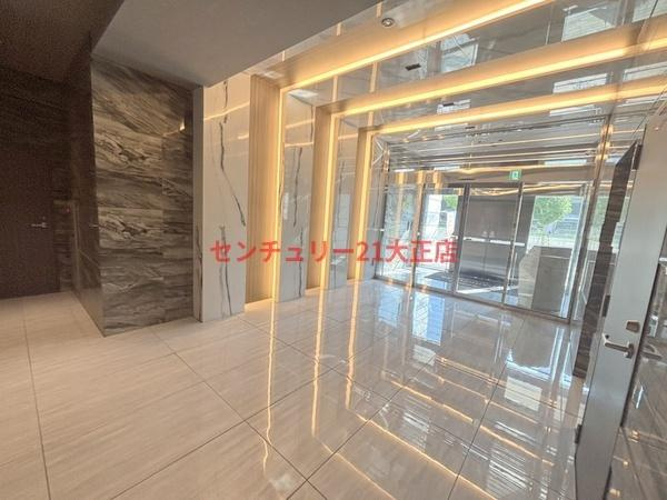 パークフラッツ弁天町駅前のエントランス