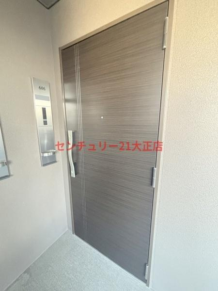 パークフラッツ弁天町駅前の玄関