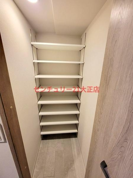 Louis Residence 弁天町の収納|★シューズインクローゼットはこんな感じ★