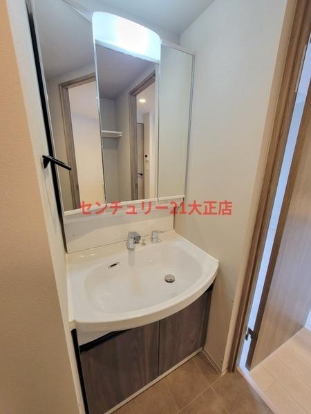 Louis Residence 弁天町の洗面所|★人気の独立洗面台★
