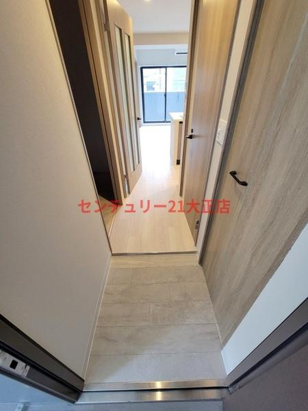 Louis Residence 弁天町の玄関|★シューズインクローゼットもあります！★