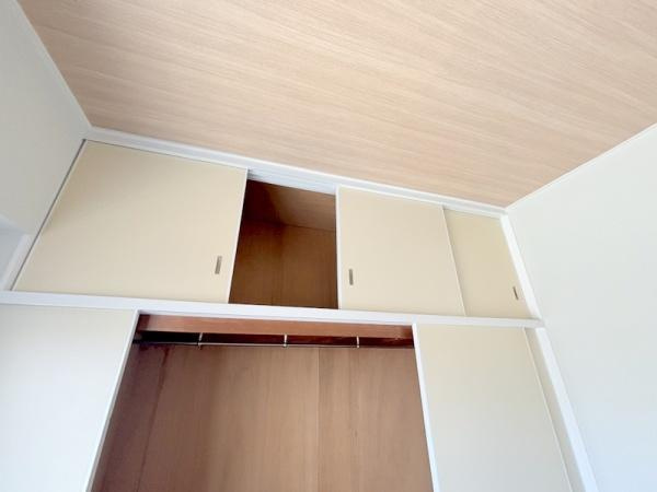 和田ビル本館の洋室