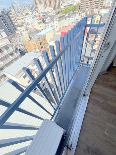 和田ビル本館のバルコニー