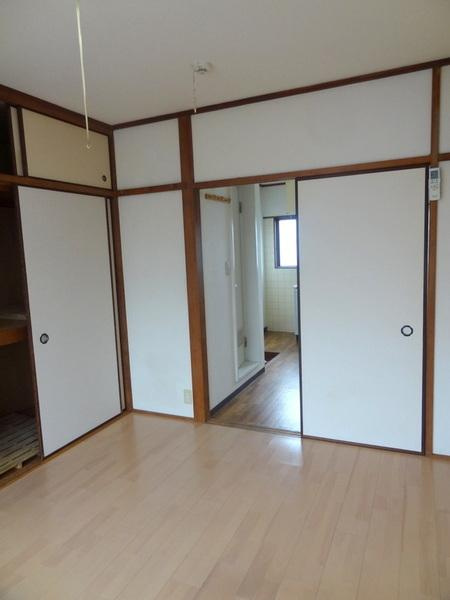 第二山中ビルの玄関|★綺麗な室内です★
