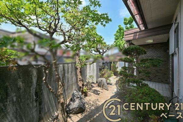 生駒郡平群町竜田川３丁目の中古一戸建の庭