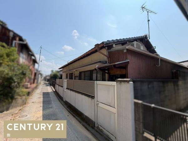 和歌山市塩屋２丁目　中古戸建の前面道路含む現地写真