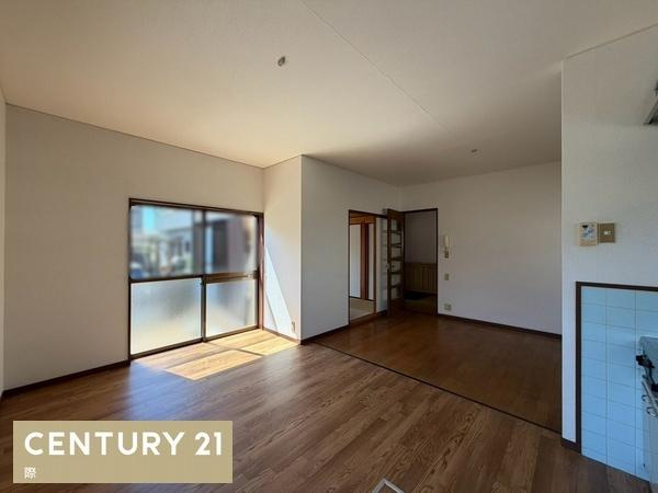 岩出市中迫　中古戸建の居間・リビング