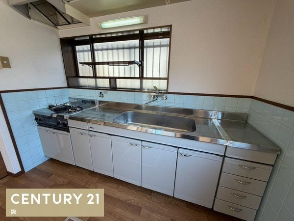 岩出市中迫　中古戸建のキッチン