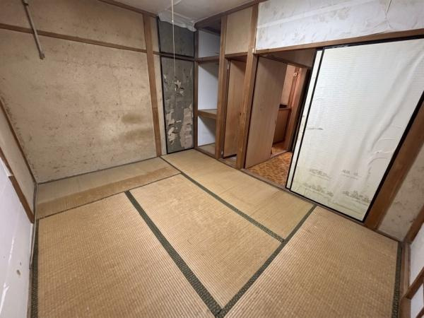 【和室】 | 掲載写真には、AIによる画像加工により家具・家電・小物等を消去または調整しているものがあります。現況と異なる場合がありますので、現地および現況を優先いたします。