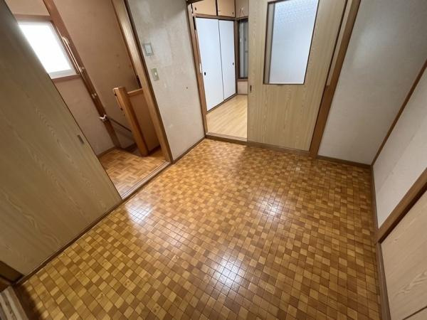 【洋室】 | 掲載写真には、AIによる画像加工により家具・家電・小物等を消去または調整しているものがあります。現況と異なる場合がありますので、現地および現況を優先いたします。