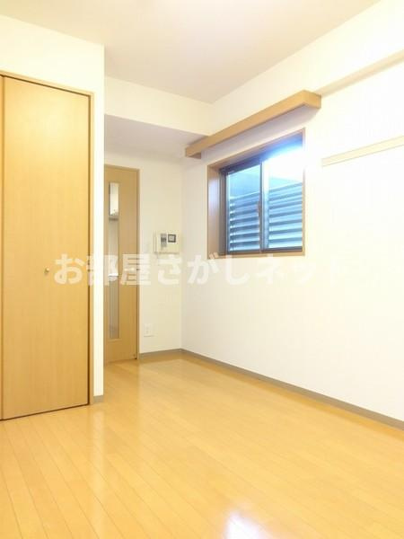 パークウェル高輪【おとり物件なし】#学生・社会人にオススメ！初期費用分割払いOK！の居間・リビング