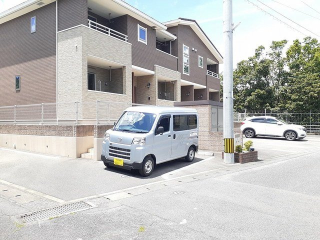 【駐車場】 | エムケイワイ　レイク