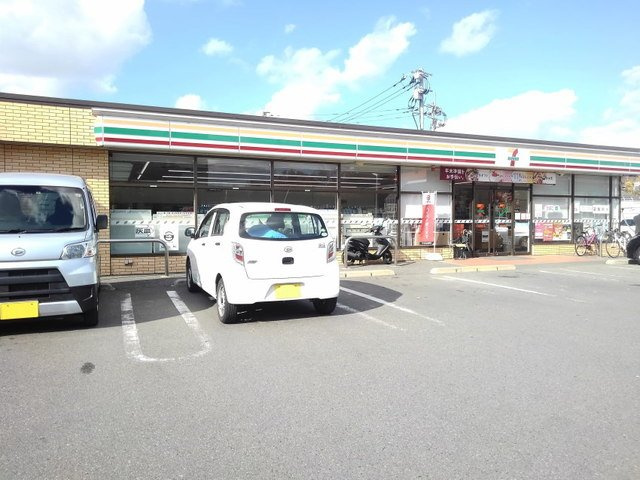 【周辺】 | エムケイワイ　レイク | セブンイレブン春日公園前店まで1300m