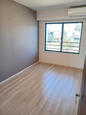 プリムローズ　日向の内装