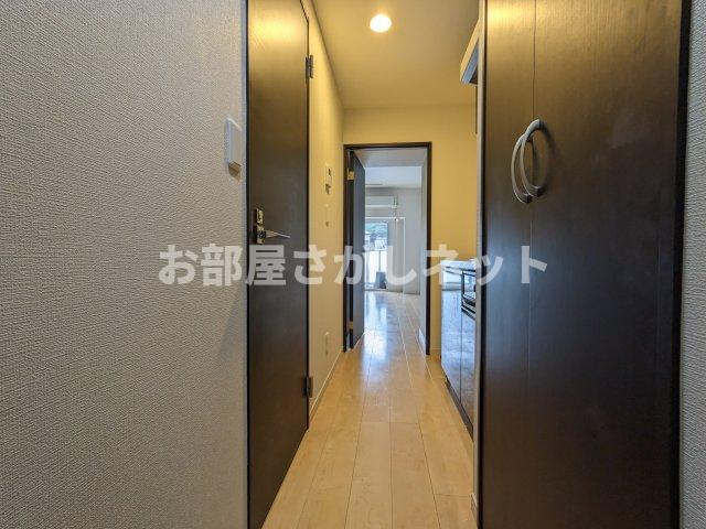 ジーベック高田馬場の玄関