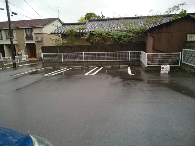 イハナＢの駐車場