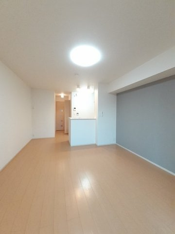 イハナＢの内装