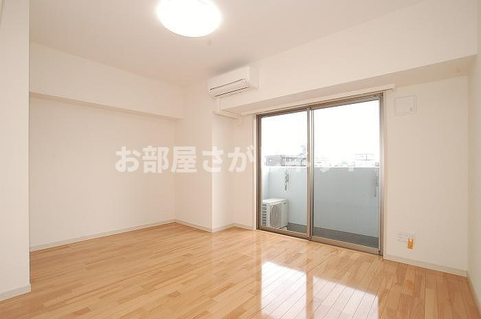 ステージファースト東日暮里【おとり物件なし】#学生・社会人にオススメ！初期費用分割払いOK！の居間・リビング