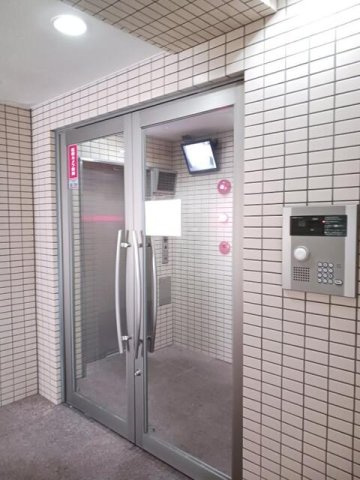 プラシード　Ｙ’ｓのエントランス