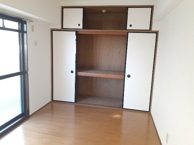 西中コーポの収納