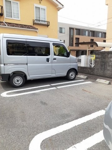 ベリエＢの駐車場