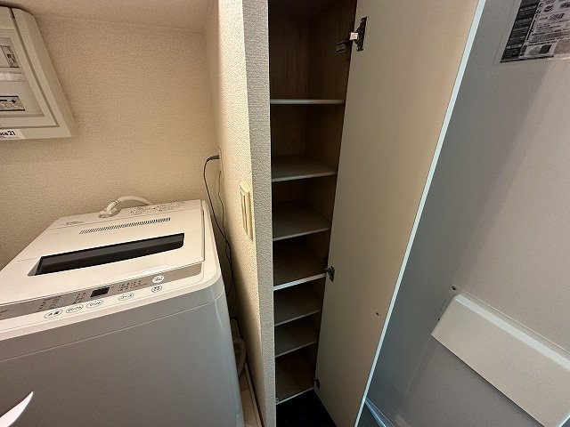 レオパレスラ　エスペランサの内装|靴箱です。