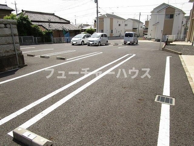 カーサ府中　Ⅰの駐車場|駐車場です
