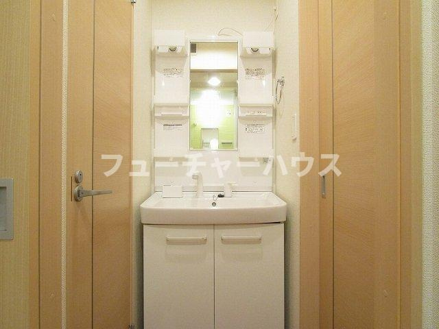 カーサ府中　Ⅰの洗面所|使いやすい洗面所です